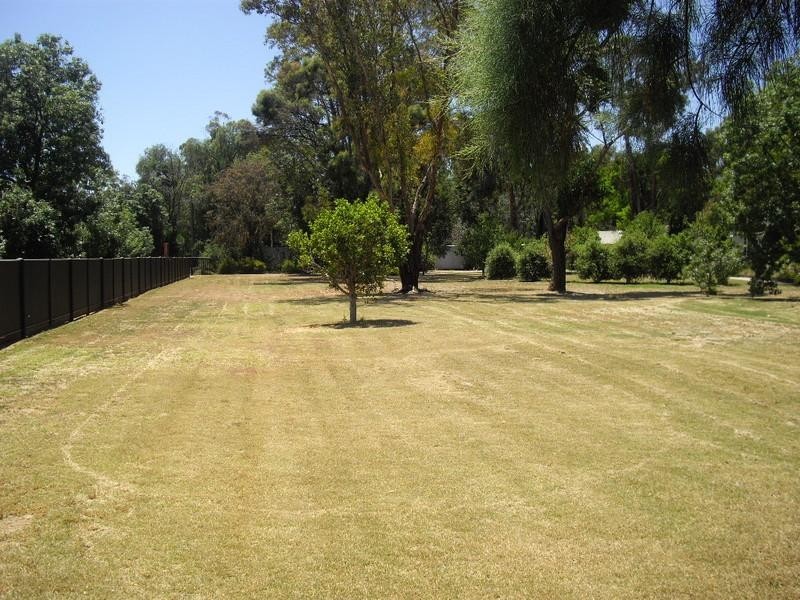 60 Campaspe Esplanade, Echuca VIC 3564