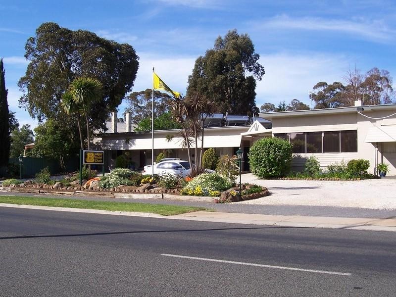 Motel 65 Ballarat Road, Maryborough VIC 3465