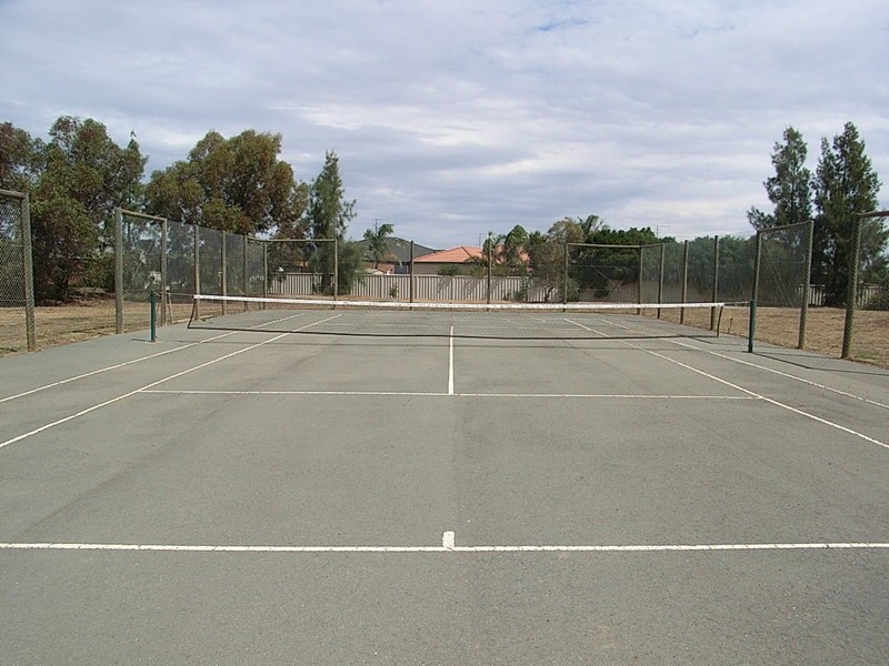 13 Kingfisher Drive East, Moama NSW 2731