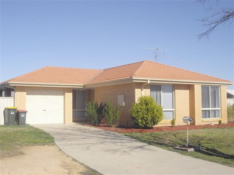 11 Callender Court, Moama NSW 2731