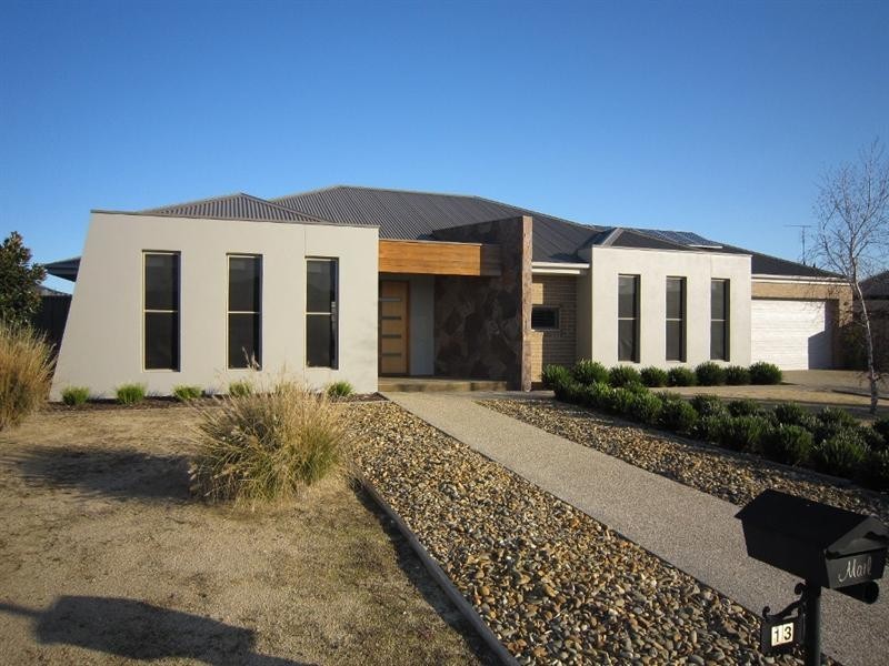 13 Caroline Court, Echuca VIC 3564
