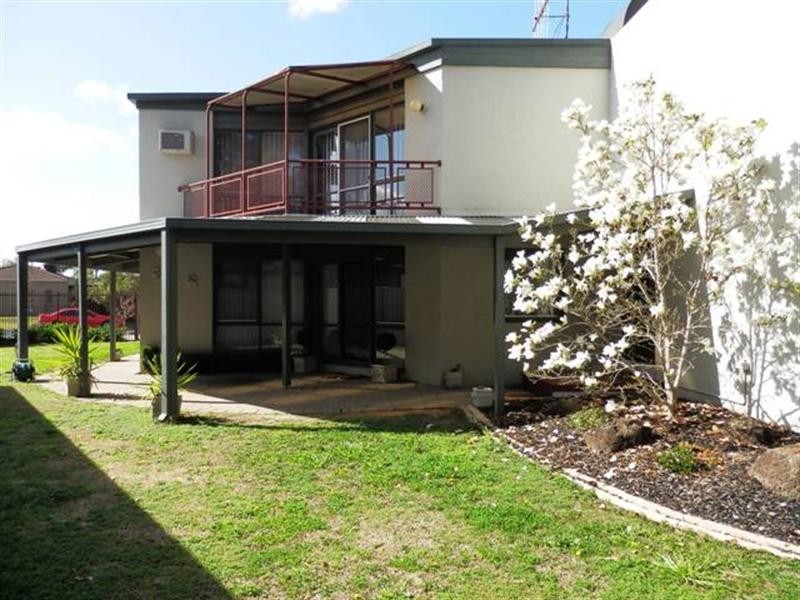 70 Rutley Crescent, Echuca VIC 3564