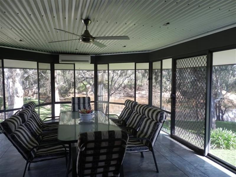 70 Rutley Crescent, Echuca VIC 3564