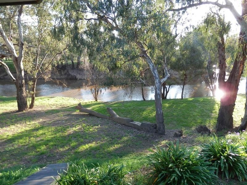 70 Rutley Crescent, Echuca VIC 3564