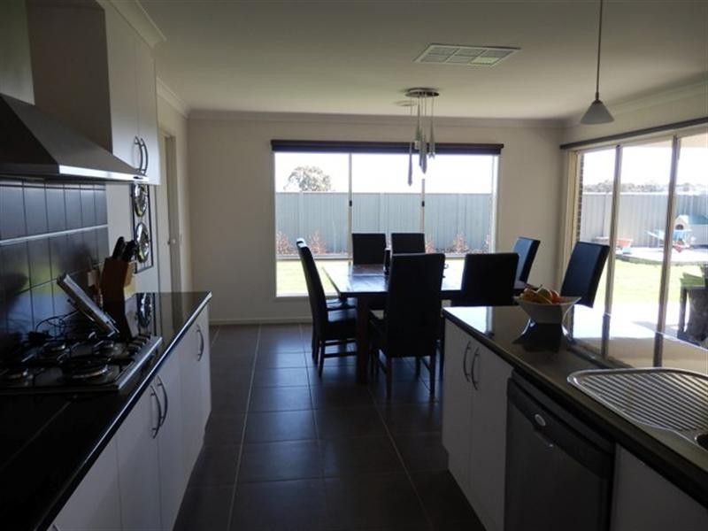 9 Westin Place, Echuca VIC 3564