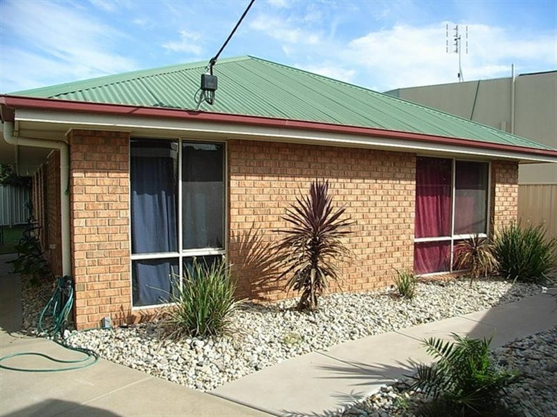 27a Popplewell Street, Moama NSW 2731