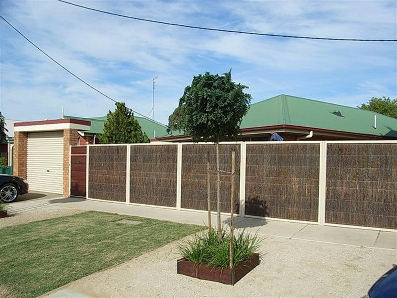 27a Popplewell Street, Moama NSW 2731