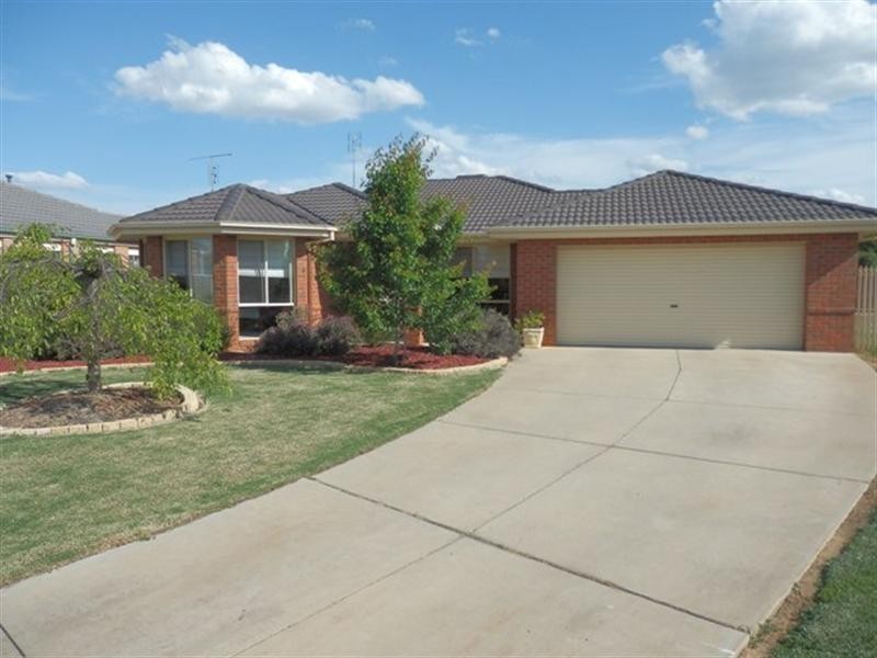 9 Aberdeen Way, Moama NSW 2731