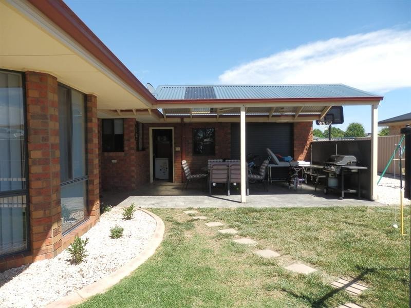 8 Lynch Drive, Echuca VIC 3564