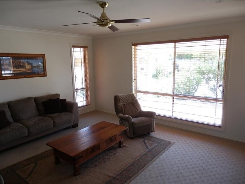 2 Kilmarnock Court, Moama NSW 2731