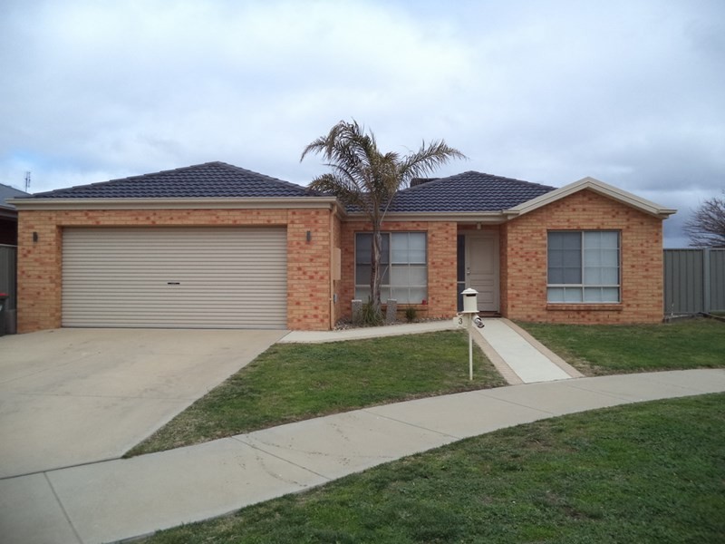 3 Yeovil Court, Echuca VIC 3564