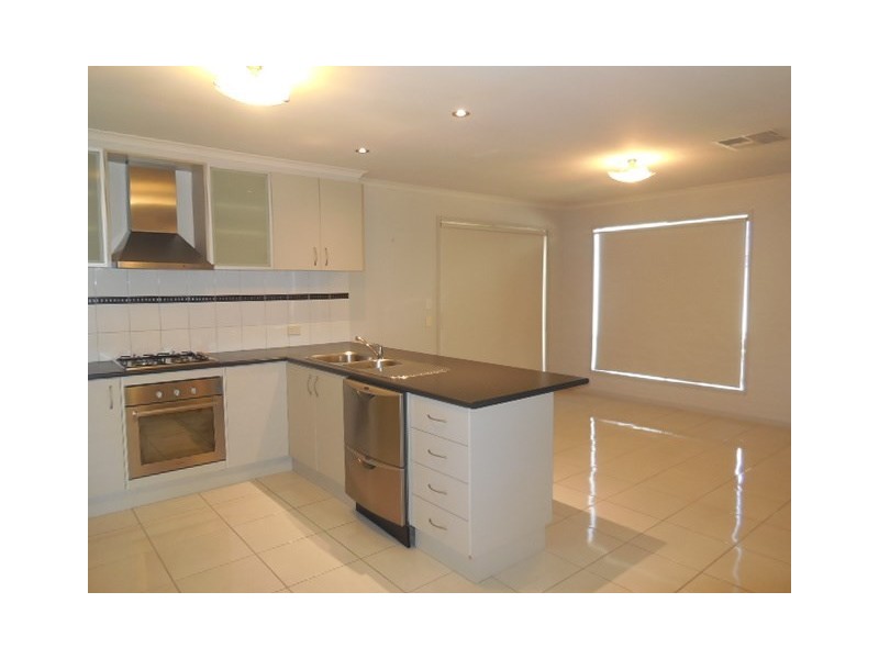 3 Yeovil Court, Echuca VIC 3564