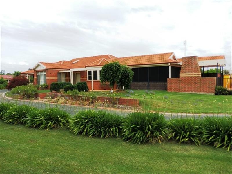 10 Tomara Court, Moama NSW 2731