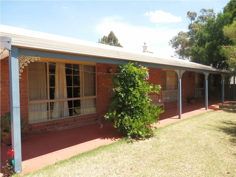 7 Adelaide Crescent, Echuca VIC 3564