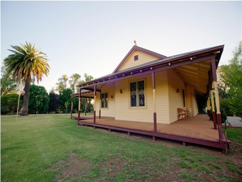 2049 Restdown Road, Echuca VIC 3564