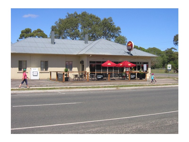Hotel, 75 Ferrars Street, Rokewood VIC 3330