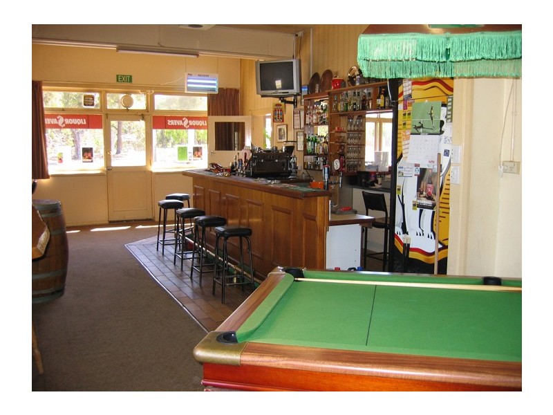 Hotel, 75 Ferrars Street, Rokewood VIC 3330