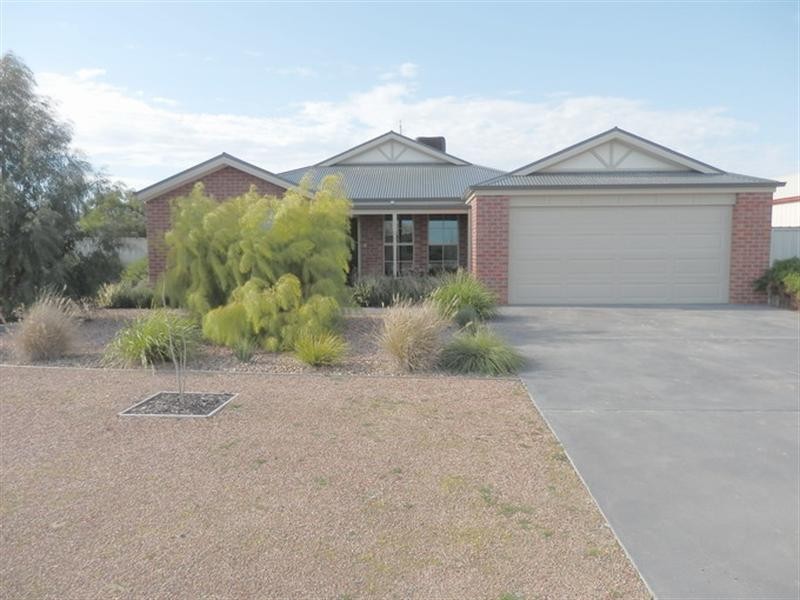 15 Kildare Avenue, Moama NSW 2731
