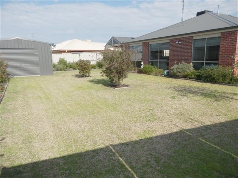 15 Kildare Avenue, Moama NSW 2731