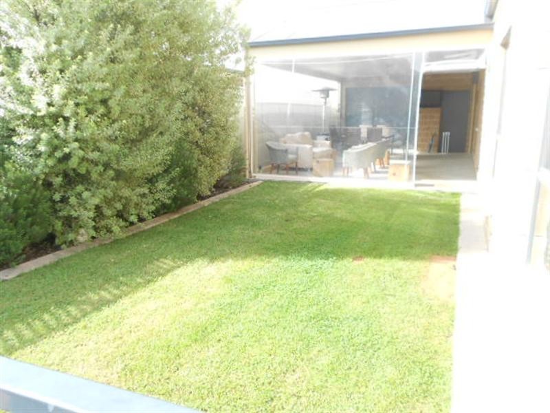 17 Forfar Drive, Moama NSW 2731