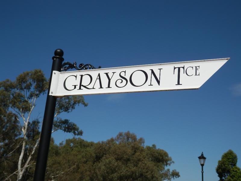 8 Grayson Terrace, Echuca VIC 3564