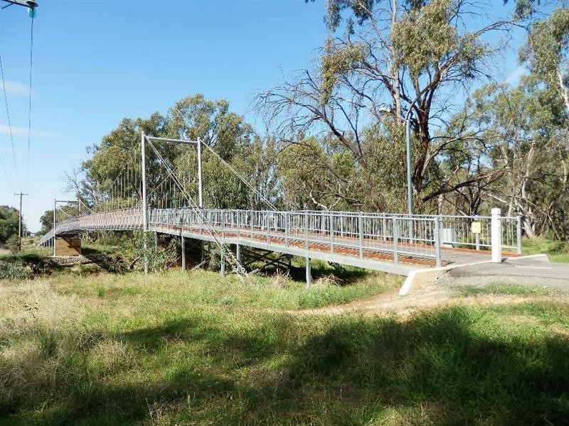 8 Grayson Terrace, Echuca VIC 3564