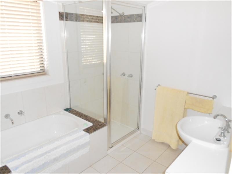 2 Victoria Place, Echuca VIC 3564