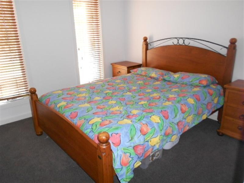 2 Victoria Place, Echuca VIC 3564