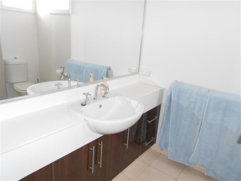 2 Victoria Place, Echuca VIC 3564