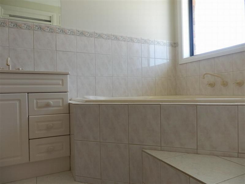 8 Lynch Drive, Echuca VIC 3564