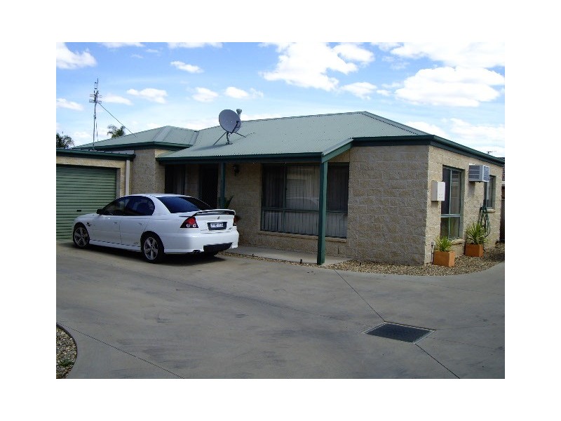 2/121 Hume Street, Echuca VIC 3564