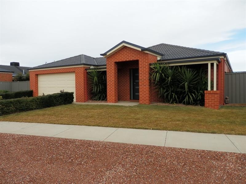 2 Wren Court, Echuca VIC 3564