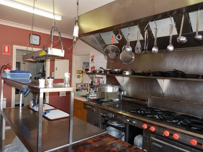 340 Ogilvie Avenue, Echuca VIC 3564