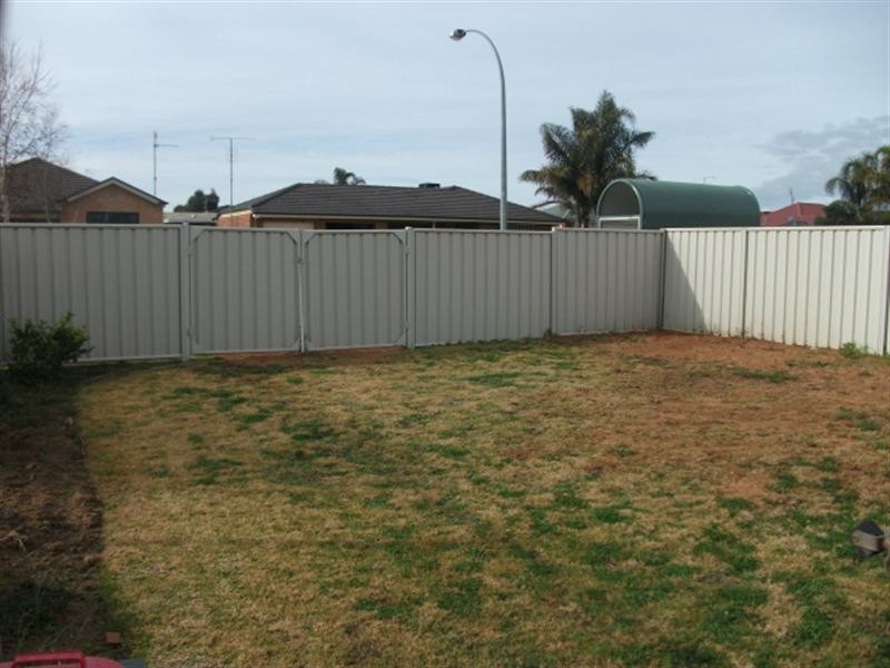 1 Aberdeen Way, Moama NSW 2731