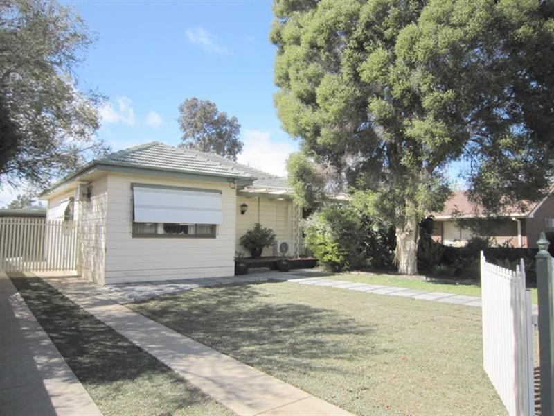 28 Crossen Street, Echuca VIC 3564