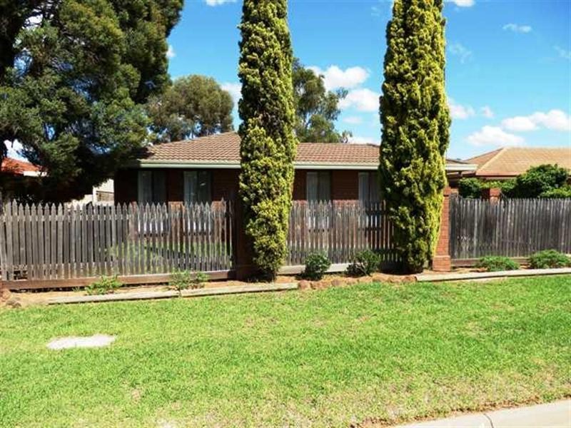4 Pevensey Place, Moama NSW 2731