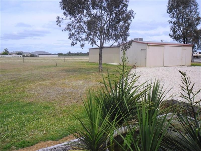 12 Kilkerrin Drive, Moama NSW 2731
