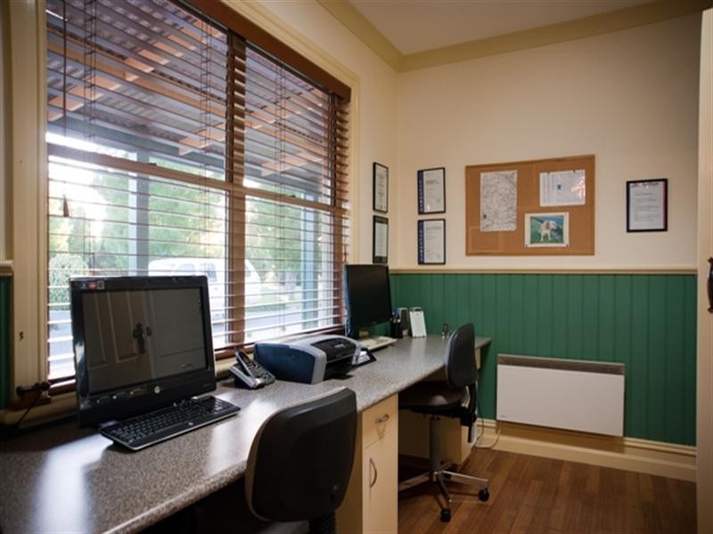 4 Jess Drive, Rochester VIC 3561