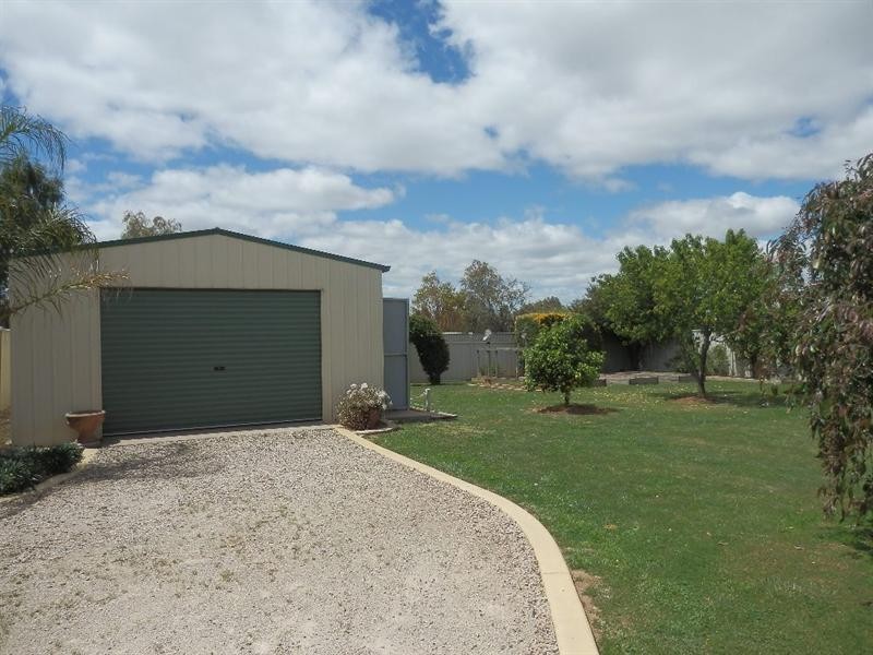42 Paroo Street, Echuca VIC 3564