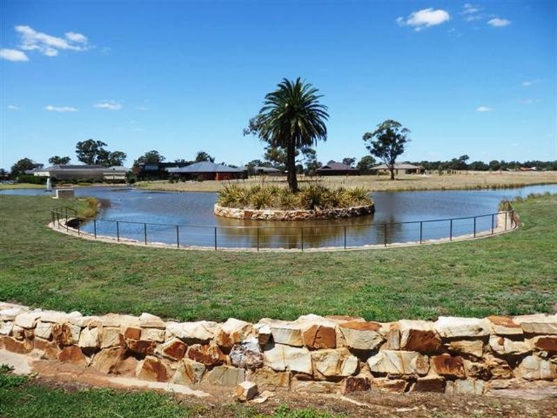 12 Shiraz Court, Moama NSW 2731