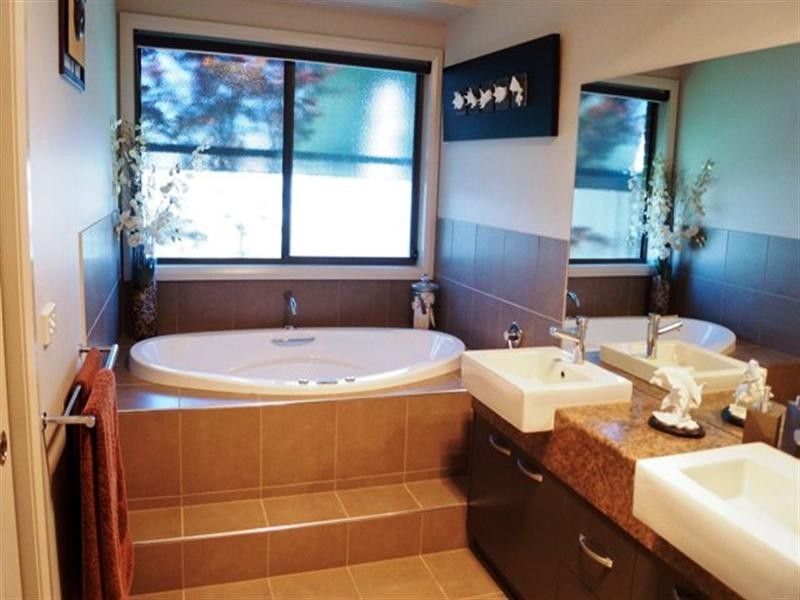 13 Antrim Court, Moama NSW 2731