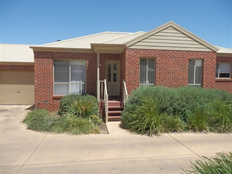 11/142 Bowen Street, Echuca VIC 3564