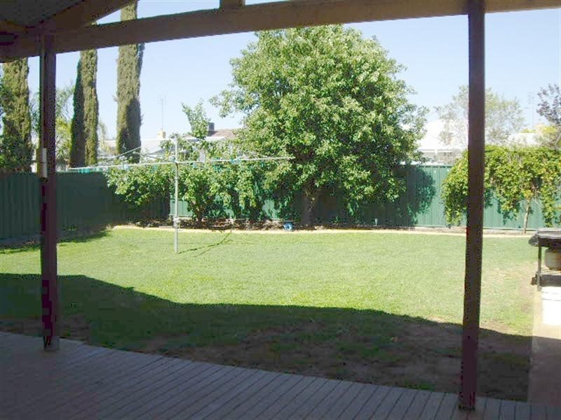 4 Pine Street, Echuca VIC 3564