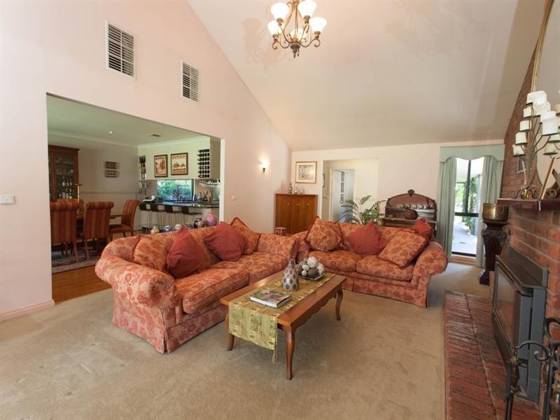 72 WHARPARIILA Drive, Echuca VIC 3564