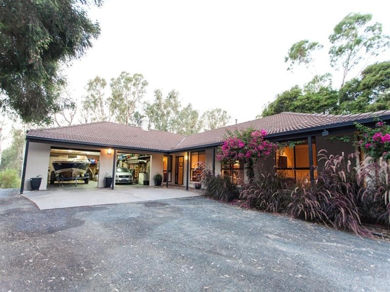 72 WHARPARIILA Drive, Echuca VIC 3564