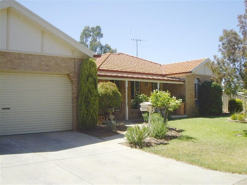 28 Illuka Avenue, Moama NSW 2731