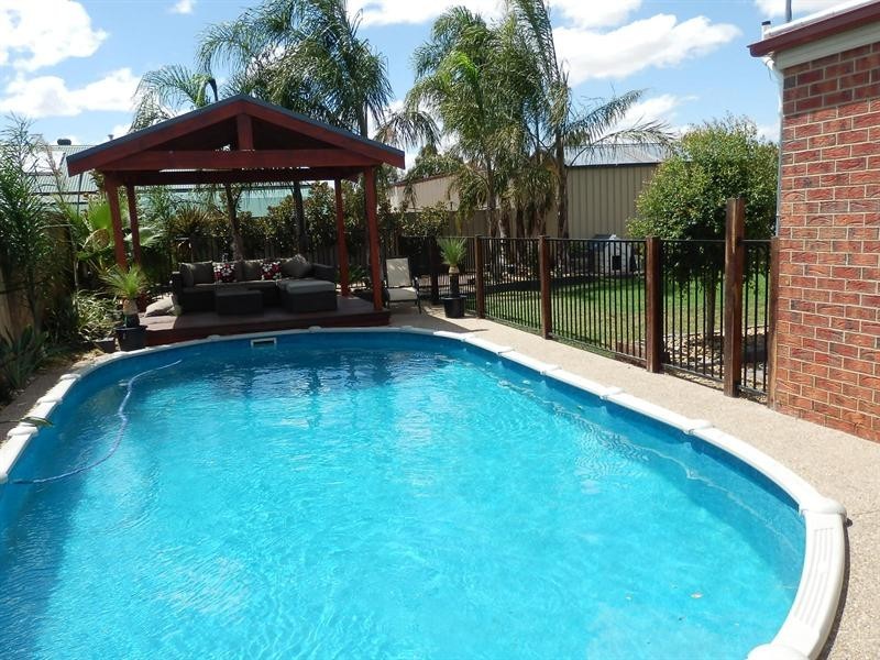 12 Paroo Street, Echuca VIC 3564