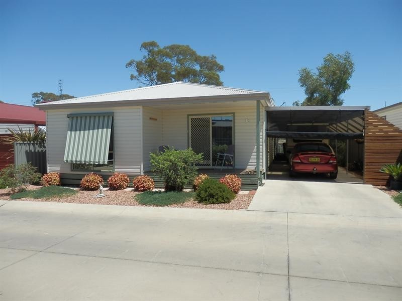 38 Swan Boulevard, Moama NSW 2731