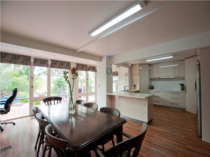 28 Rutley Crescent, Echuca VIC 3564