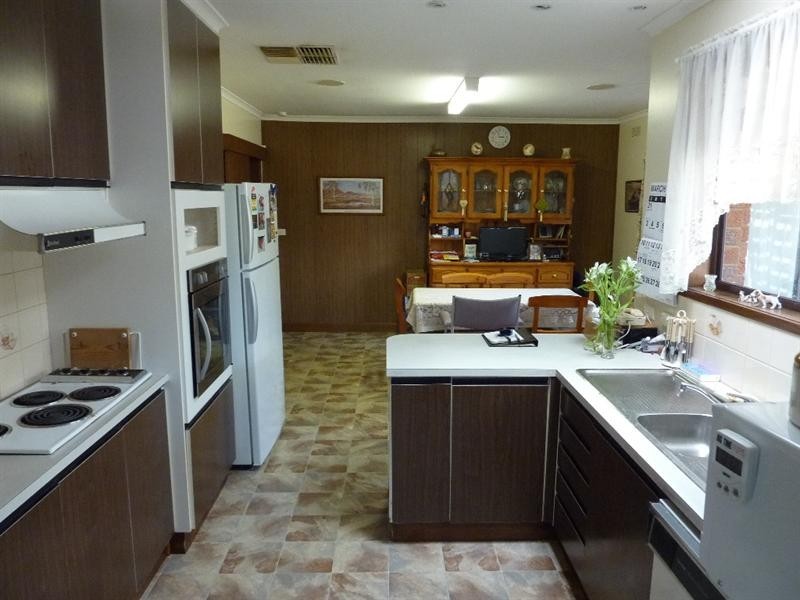 96 McKenzie Street, Echuca VIC 3564